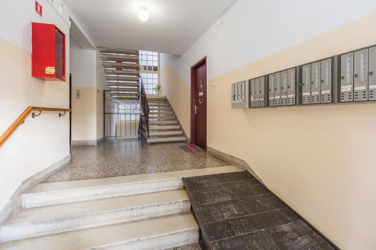 Sylvia Center Apartment プーラ エクステリア 写真
